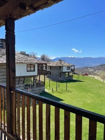 Guest Homes Σαλέ Leshten